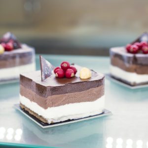 Mousse cakes and pastries